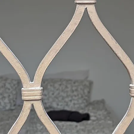 Cozy By Dohany Synagogue